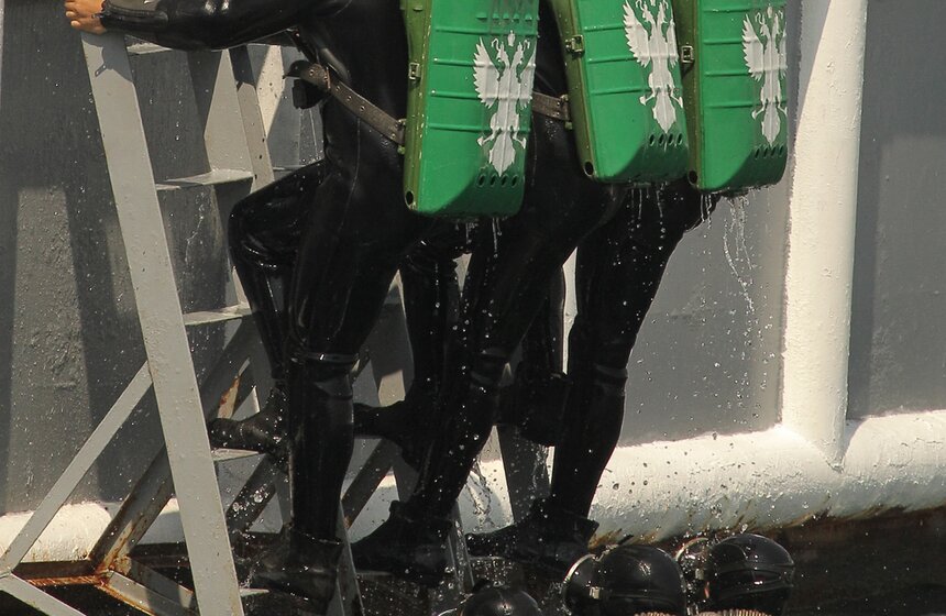 Президент России поздравил моряков с Днем ВМФ 13 фото