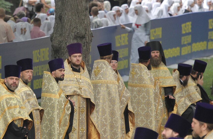 Путин принял участие в праздновании 1025-летия Крещения Руси 4 фото