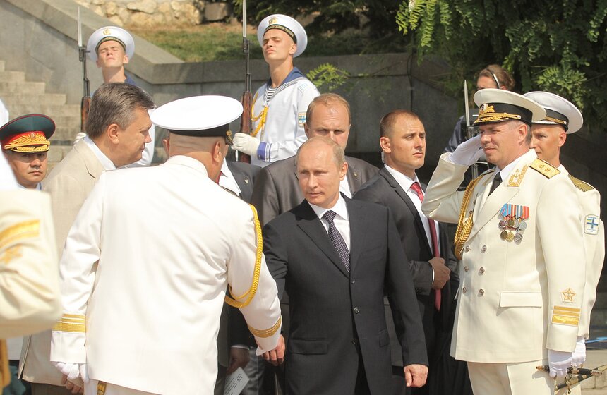Президент России поздравил моряков с Днем ВМФ 2 фото