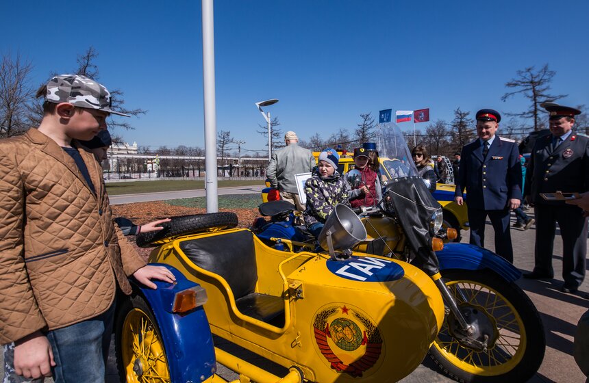 Участники автомарафона "108 минут"