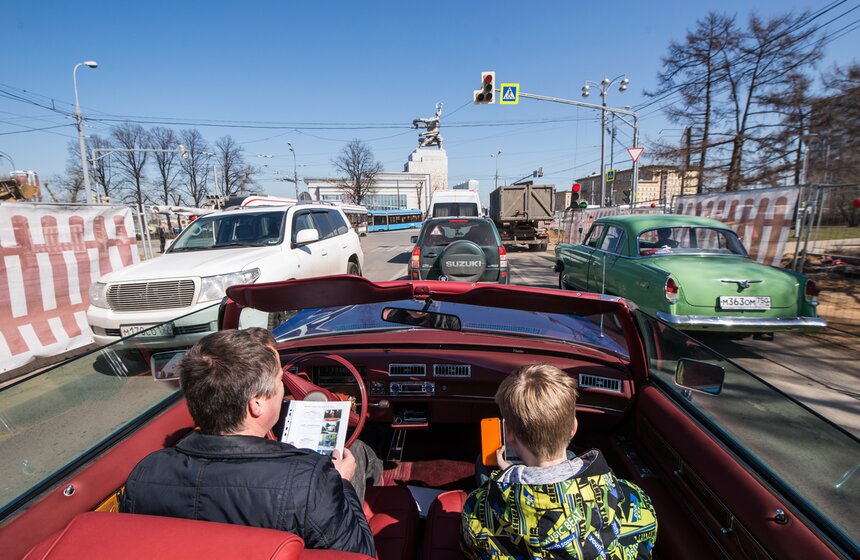 Автопробег стартовал от Музея космонавтики в 10 утра