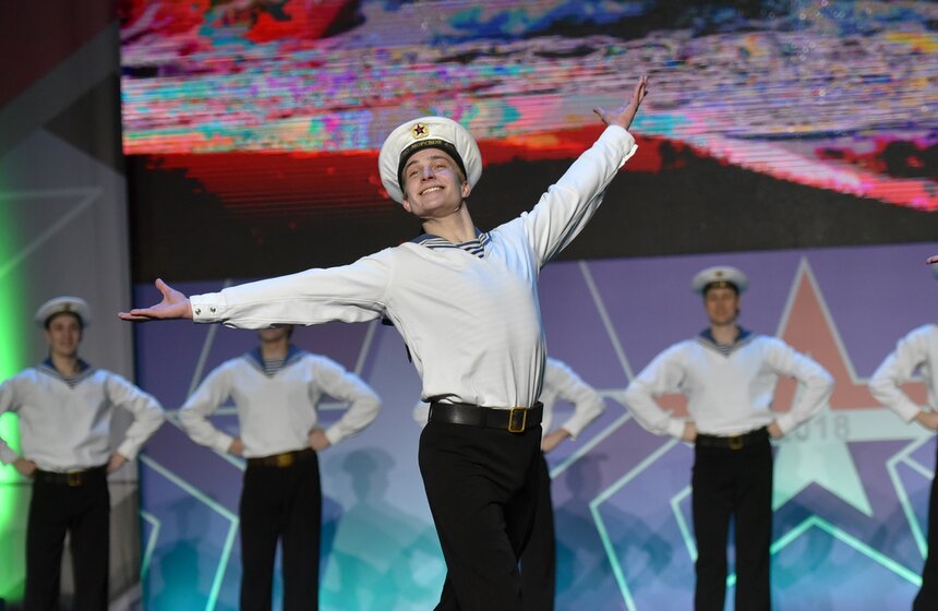 Яркое шоу и концертная программа, отражающие силу и мощь российской армии, никого не оставили равнодушным.