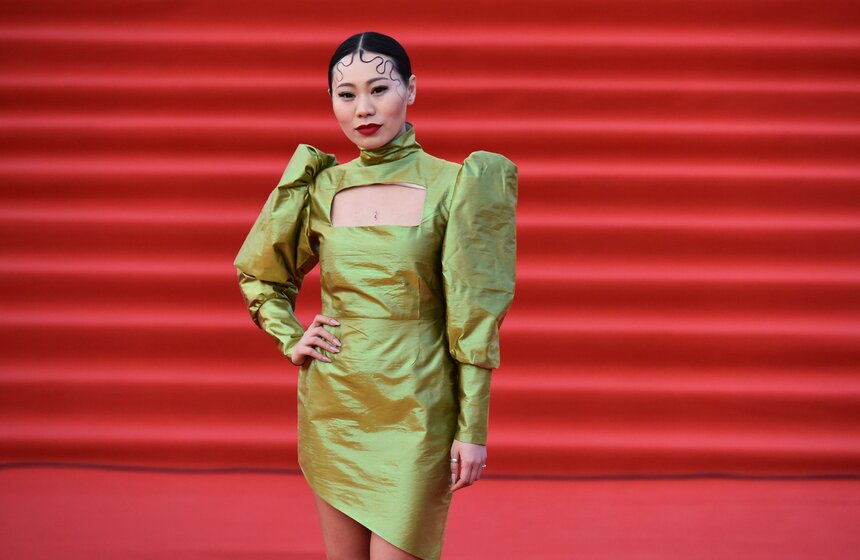 Актриса, певица и режиссер Ян Гэ