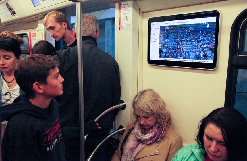 В ближайшее время планируют установить 8,9 тысяч экранов почти в двух тысячах вагонов