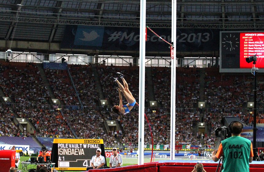 Елена Исинбаева завоевала золотую медаль ЧМ по легкой атлетике 18 фото