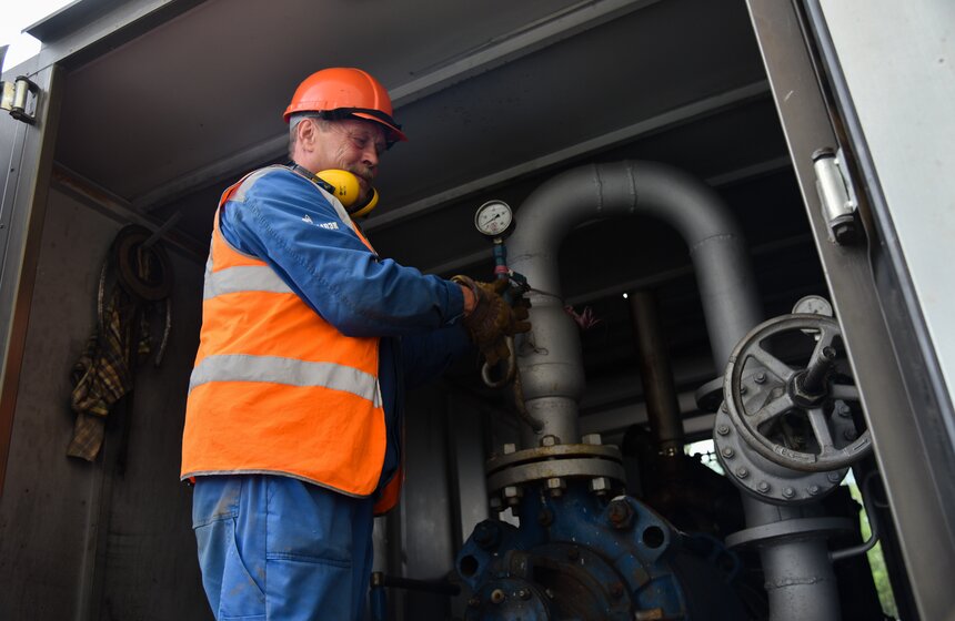 Гидравлическое испытание – это искусственное создание очень высокого давления в трубах с целью проверки их надежности.