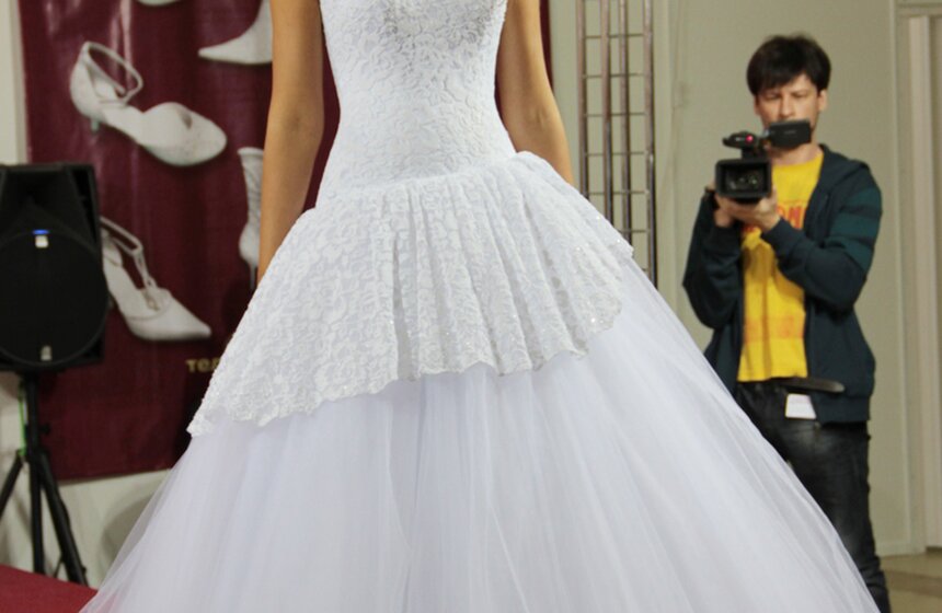 На ВВЦ открылась выставка свадебной моды 3 фото