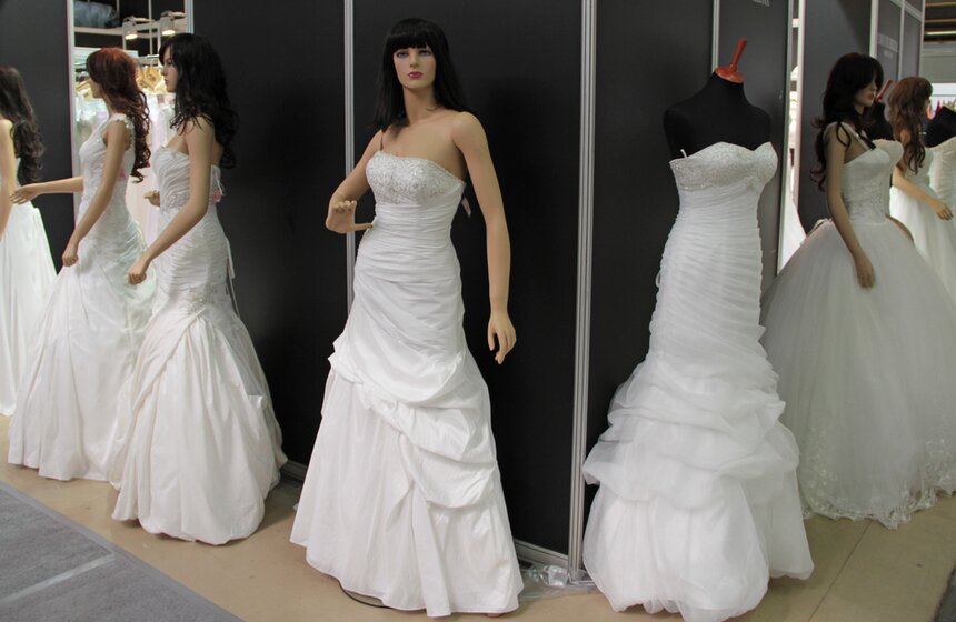 На ВВЦ открылась выставка свадебной моды 15 фото