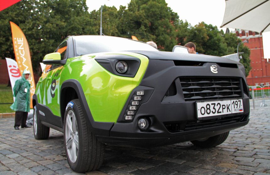 В столице завершилось автошоу Moscow City Racing 10 фото