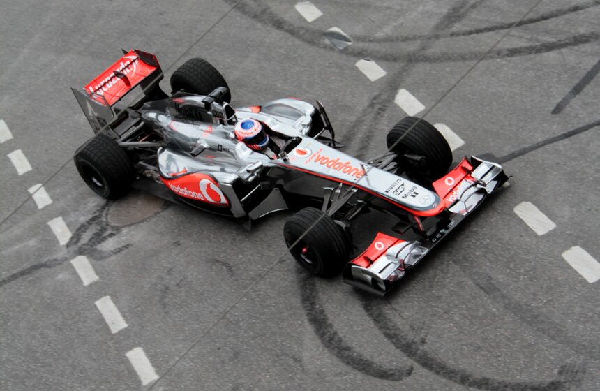 В столице завершилось автошоу Moscow City Racing 28 фото