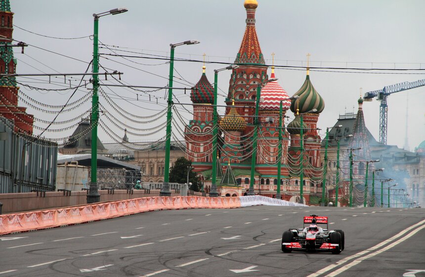 В столице завершилось автошоу Moscow City Racing 5 фото