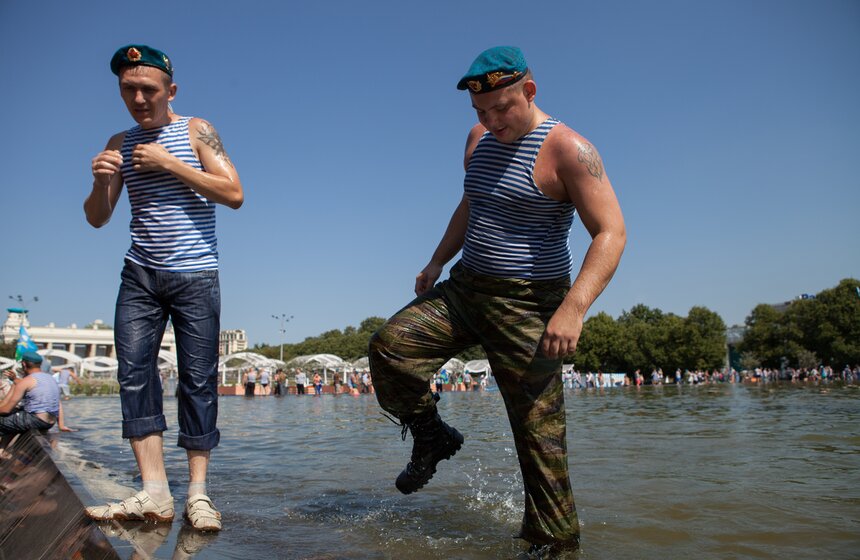 В Парке Горького отметили день ВДВ 3 фото