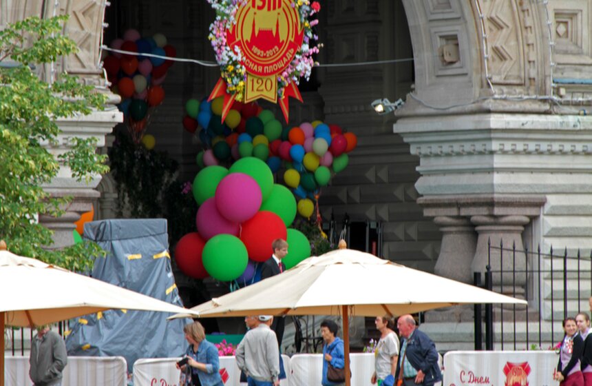 Выставка цветов открылась на Красной площади 10 фото