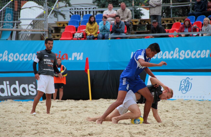 Чемпионат России по пляжному футболу завершился в столице 11 фото