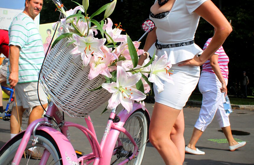 Велопарад "Леди на велосипеде" 9 фото