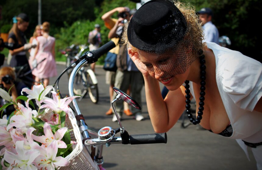 Велопарад "Леди на велосипеде" 12 фото
