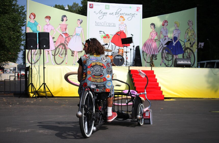 Велопарад "Леди на велосипеде" 4 фото