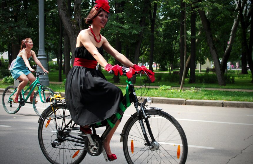 Велопарад "Леди на велосипеде" 36 фото
