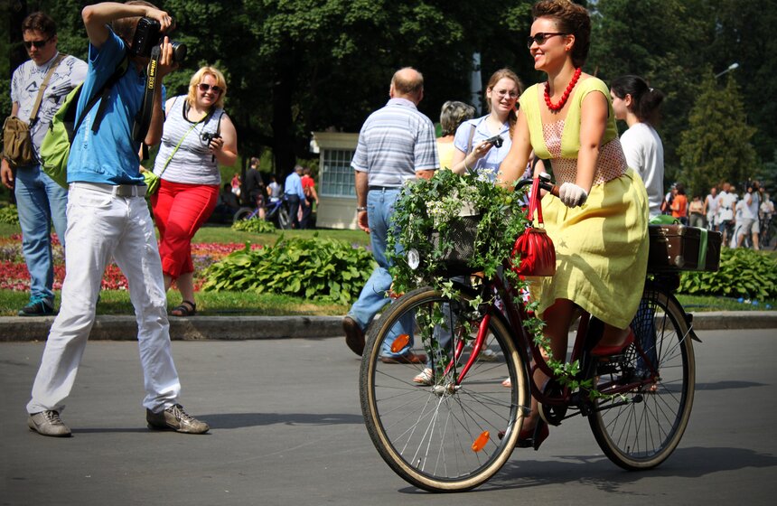 Велопарад "Леди на велосипеде" 30 фото