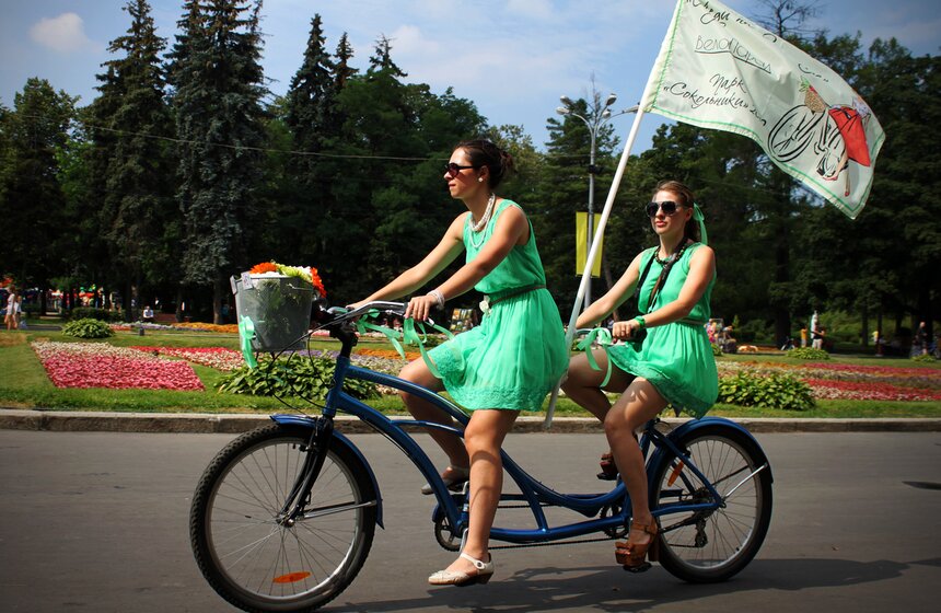 Велопарад "Леди на велосипеде" 31 фото