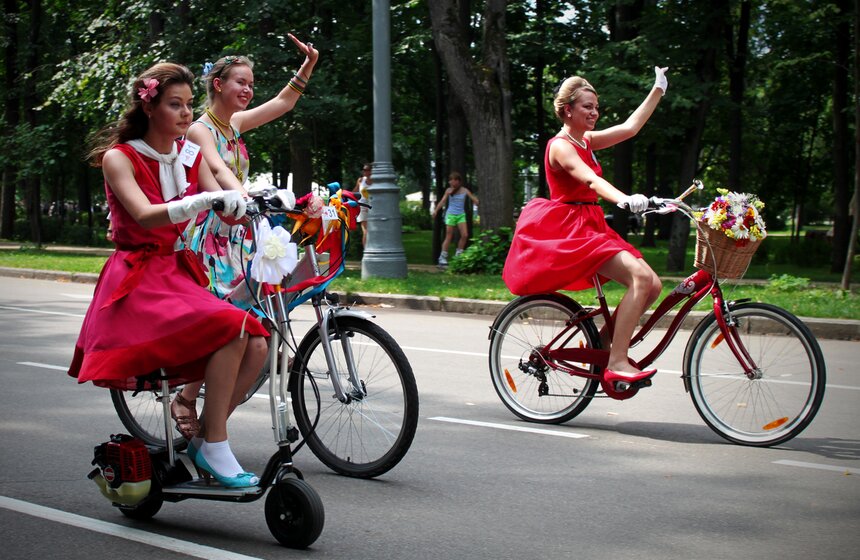 Велопарад "Леди на велосипеде" 35 фото