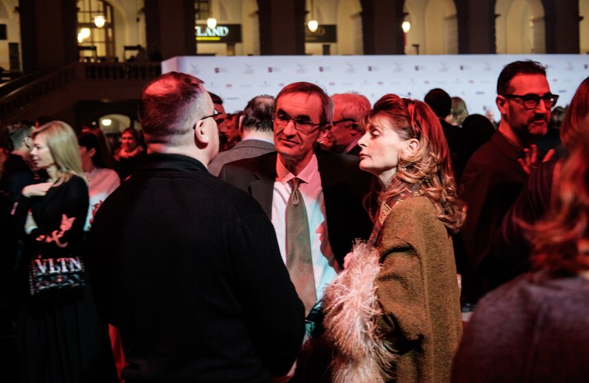 Редакция газеты считает особенно важным отметить те события, которые включают Россию в интернациональный художественный контекст