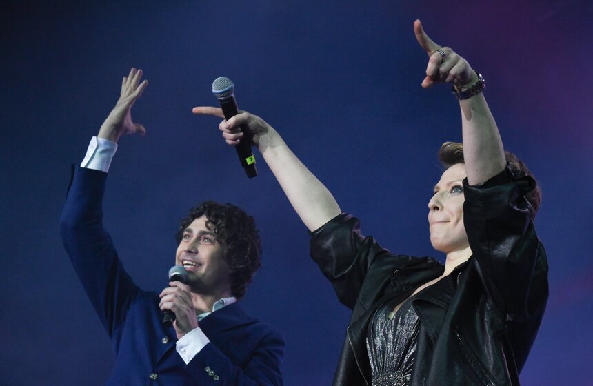 Свои лучшие хиты для студентов весь вечер исполняли звезды российской эстрады