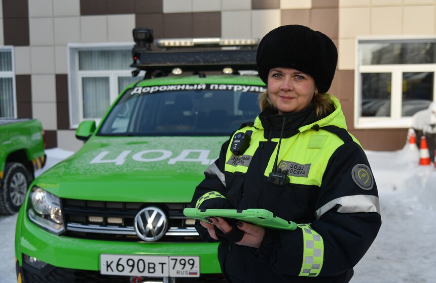 По словам главы ЦОДД Вадима Юрьева, новые пикапы оборудовали видеокамерами, прожекторами для подсветки на местах и буксировочными тросами, которые выдерживают нагрузку до 40 тонн