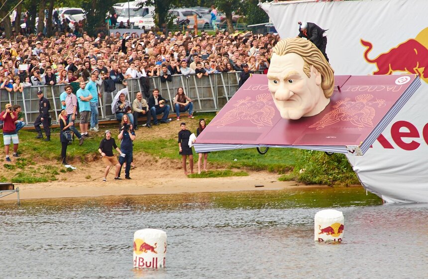 В Строгино прошел фестиваль самодельных летательных аппаратов 6 фото