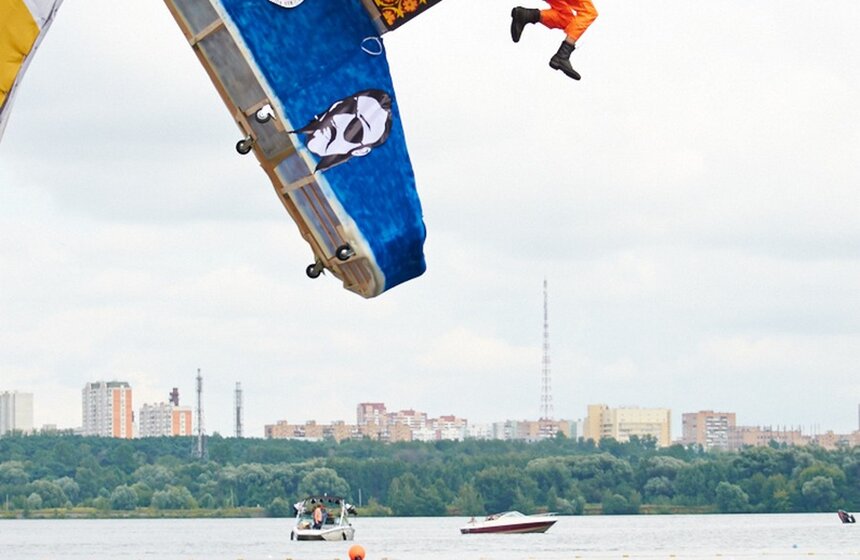 В Строгино прошел фестиваль самодельных летательных аппаратов 22 фото