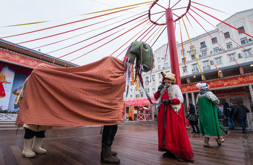 "Московская Масленица" стартовала на 25-ти столичных площадках