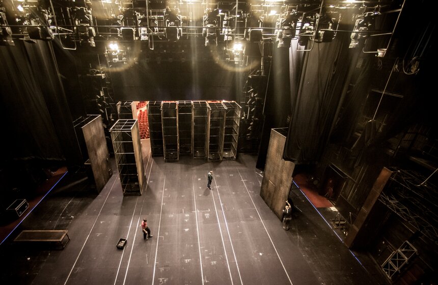 Летом 2011 года в Вахтанговском театре произведен серьезный ремонт зрительного зала театра: был положен новый дубовый паркет, заново обтянуты зрительские кресла, отреставрировано декоративное убранство