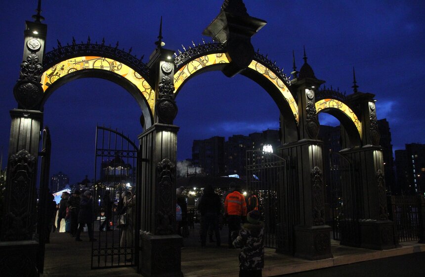 Он пройдет с 22 декабря по 14 января на 83 площадках города.