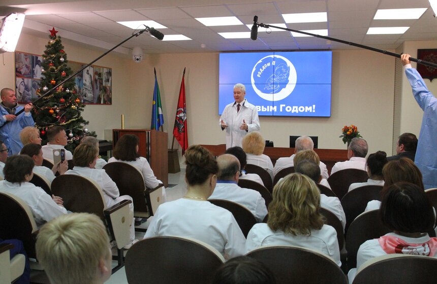 Мэр города встретился с сотрудниками медучреждения