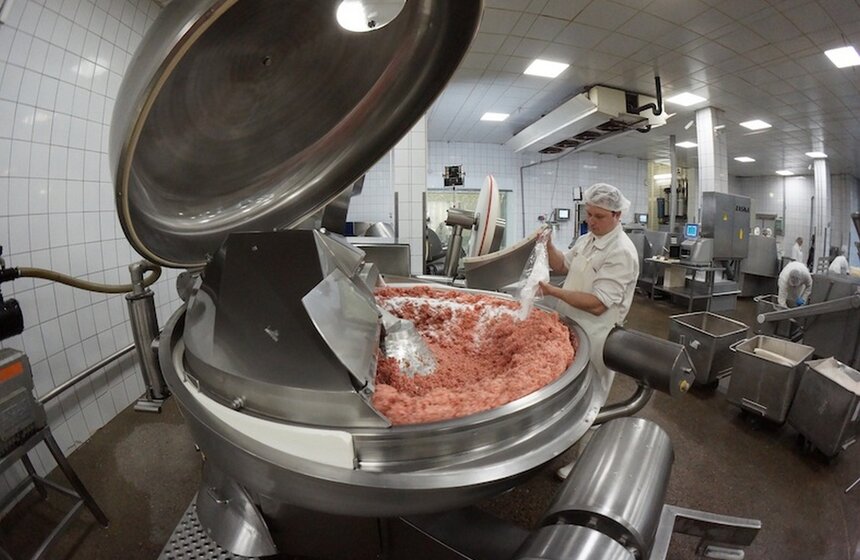 Сергей Собянин посетил колбасный завод 5 фото