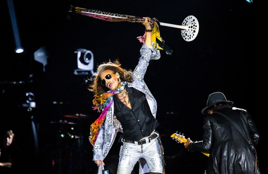 Легенды рока Aerosmith дали концерт в "Олимпийском" в рамках прощального тура.<br /><br />https://www.m24.ru/galleries/aviaciya/07052017/6451