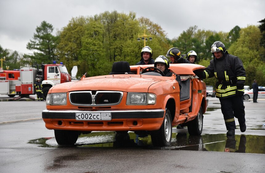 В Москве прошел День первой помощи. Его организаторы – МЧС России и МГУ им. М.В. Ломоносова.<br /><br />https://www.m24.ru/galleries/aviaciya/07052017/6414