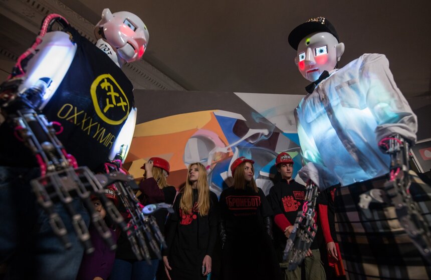 Рэп-батл роботов впервые прошел на территории "Робостанции" на ВДНХ.<br /><br />https://www.m24.ru/galleries/festivali/14082017/6883