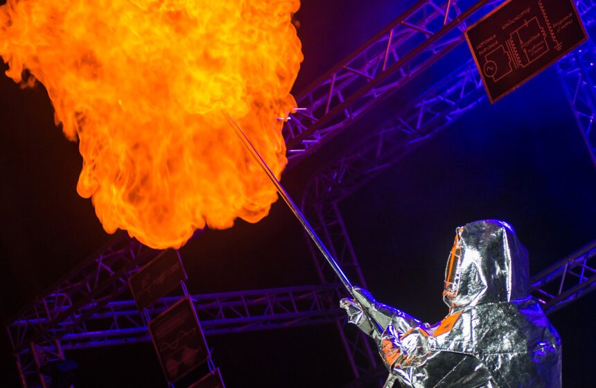 В Российской академии наук прошел фестиваль популятной науки WOW!HOW? .<br /><br />https://www.m24.ru/galleries/festivali/14082017/6813