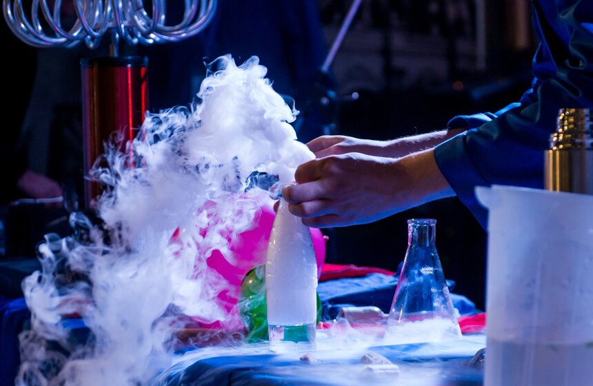 Неделя научных чудес прошла в Московском метрополитене.<br /><br />https://www.m24.ru/galleries/festivali/14082017/6970