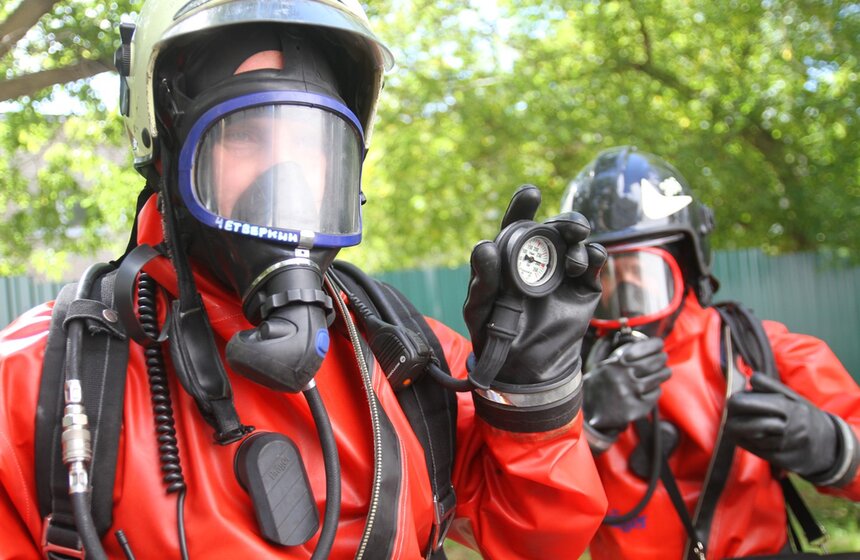 Аналитическая лаборатория контроля объектов окружающей среды и ЧС "Пожарно-спасательного центра".<br /><br />https://www.m24.ru/galleries/festivali/14082017/6699