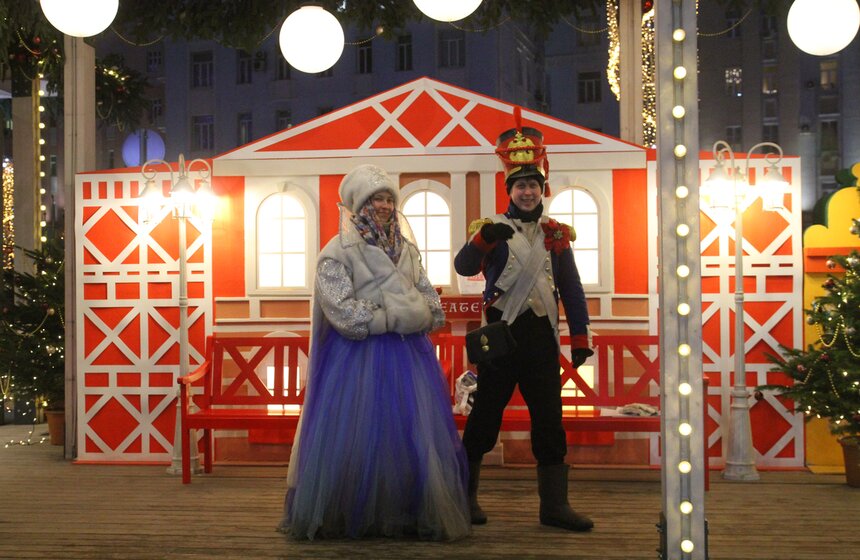 У гостей Нового Арбата была возможность увидеть выступления уличных театров под открытым небом