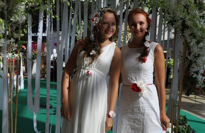 На ВВЦ открылась международная выставка цветов 8 фото