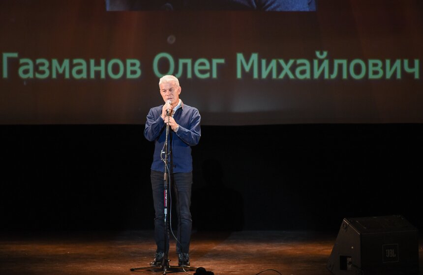 Олег Газманов стал победителем в номинации "лучший автор-исполнитель"