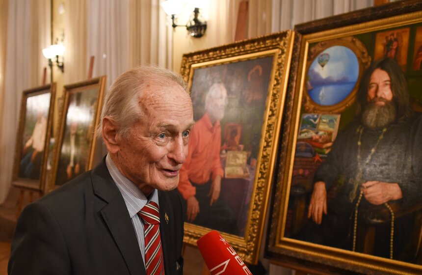 Литературный марафон "Парад Литератур" прошел перед Торжественной церемонией в Большом зале Центрального Дома литераторов