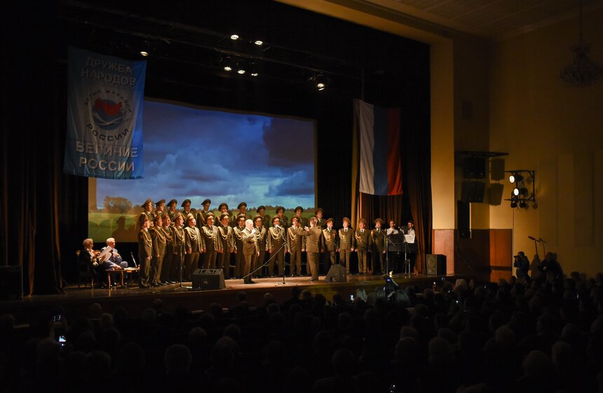 Музыкальное выступление завершило Торжественную церемонию