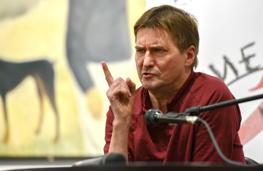 Спикер Юрий Бутусов проводил мастер-класс в формате диалога с аудиторией