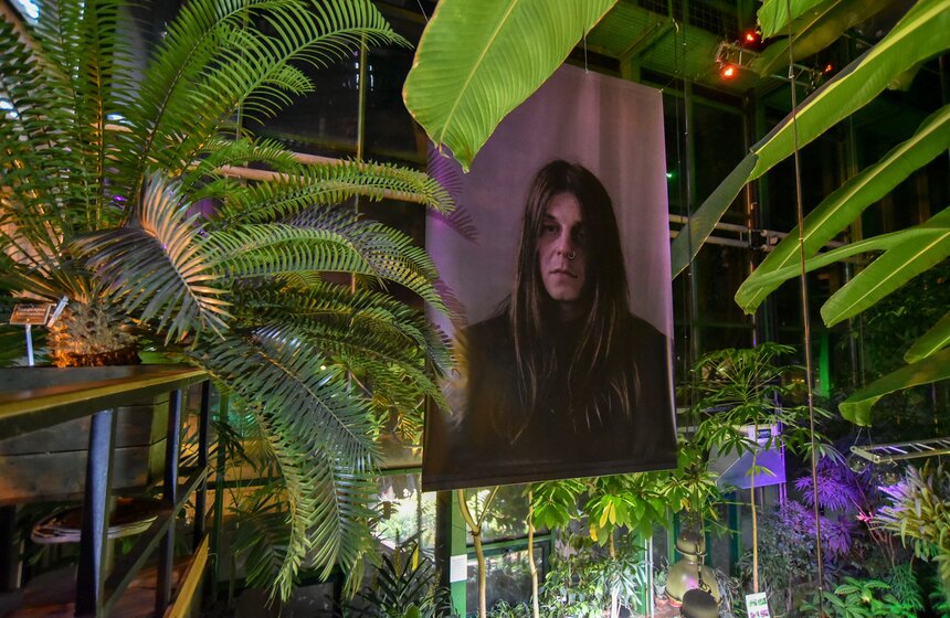 В своих работах Вера Баркалова старалась перевоплотить любую эмоцию, пусть даже самую негативное в нечто прекрасное