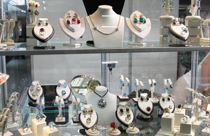 На ВВЦ прошла выставка-ярмарка "Ювелирный вернисаж" 7 фото