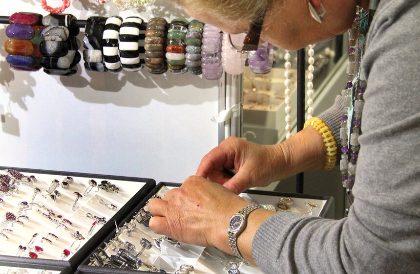 На ВВЦ прошла выставка-ярмарка "Ювелирный вернисаж" 18 фото